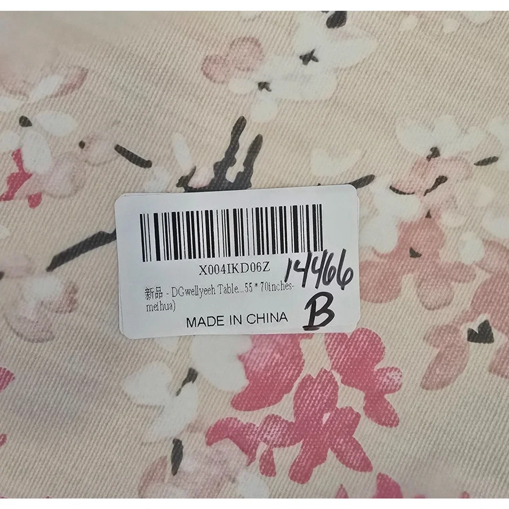 DGwellyeeh Cherry Blossom Vinyl Rectangle Table Cloth 55